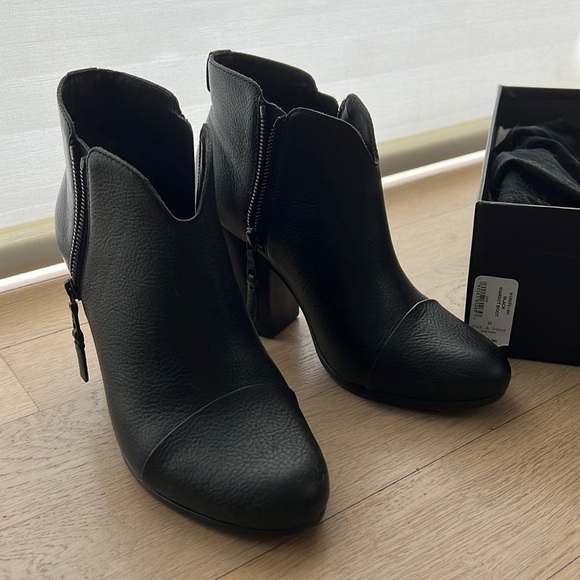 rag & bone Shoes - ⭐️⭐️Rag & Bone Margot Booties!⭐️⭐️